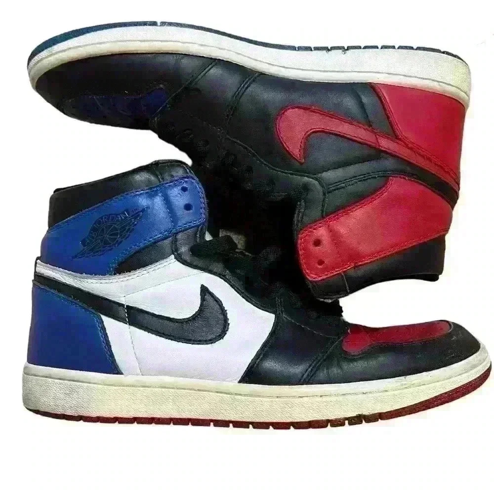 Air Jordan 1 Retro High OG Top 3 Size 10